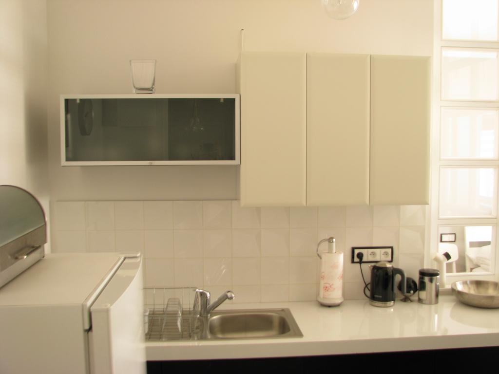 Apartament Black & White W Centrum Gdyni III Apartment Гдиня Екстериор снимка